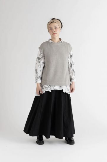 コットンニットガーゼベスト 薄墨色 15,180円