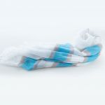 ベージュ×ターコイズ